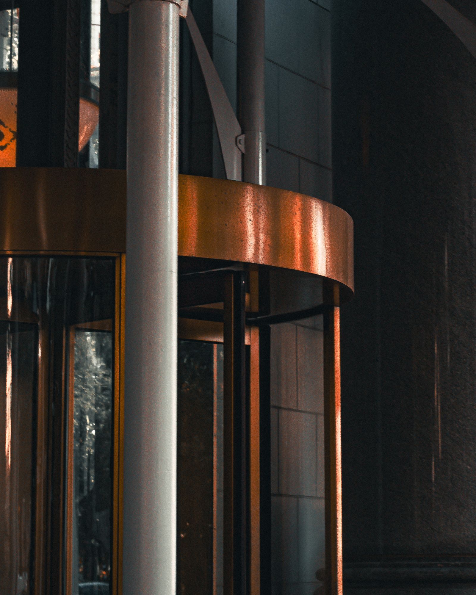 Revolving door detail